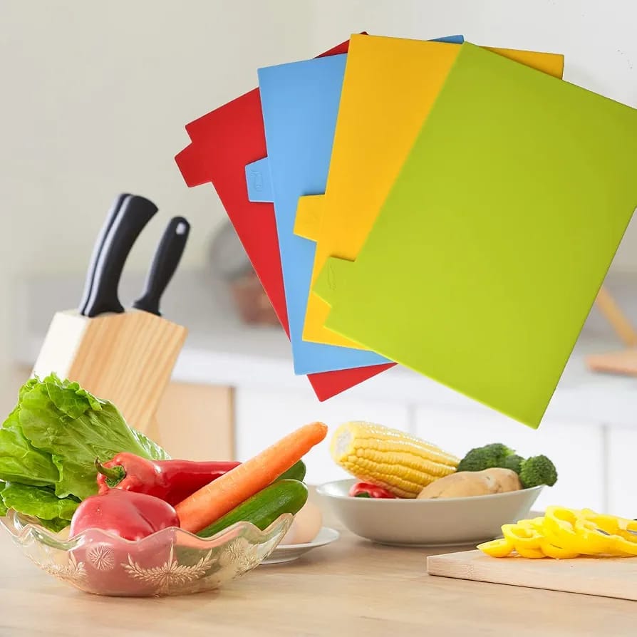 4pcs plastic chopping board set