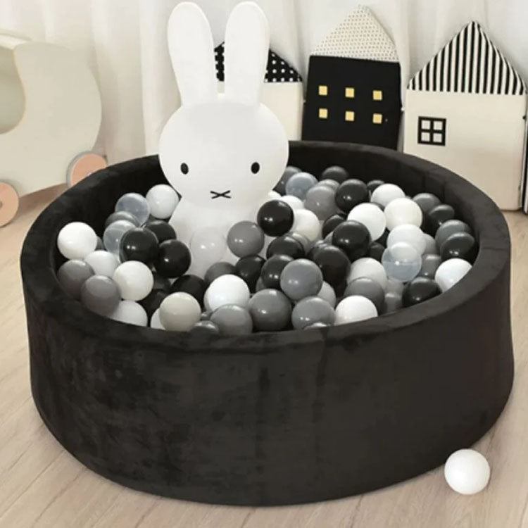 Ball Pit with Balls
