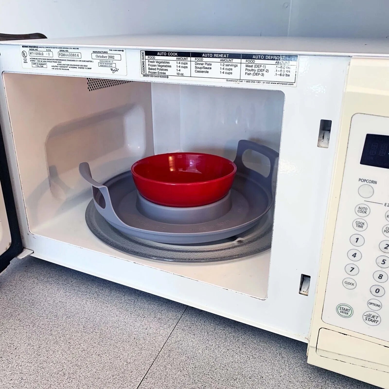 Microwave Plate With Handles