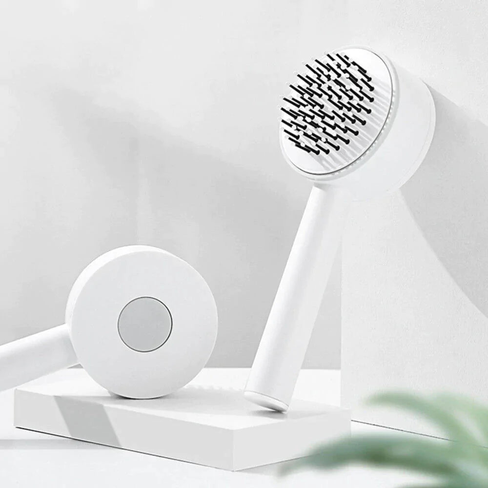 Seaqers Self-cleaning Hair Brush